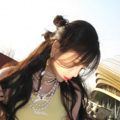 穿越成保洁，我和CEO赢麻了